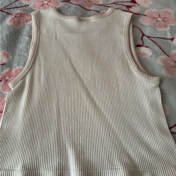 Eye Candy Ribbed Cream Tank Top - Picture 2 of 3